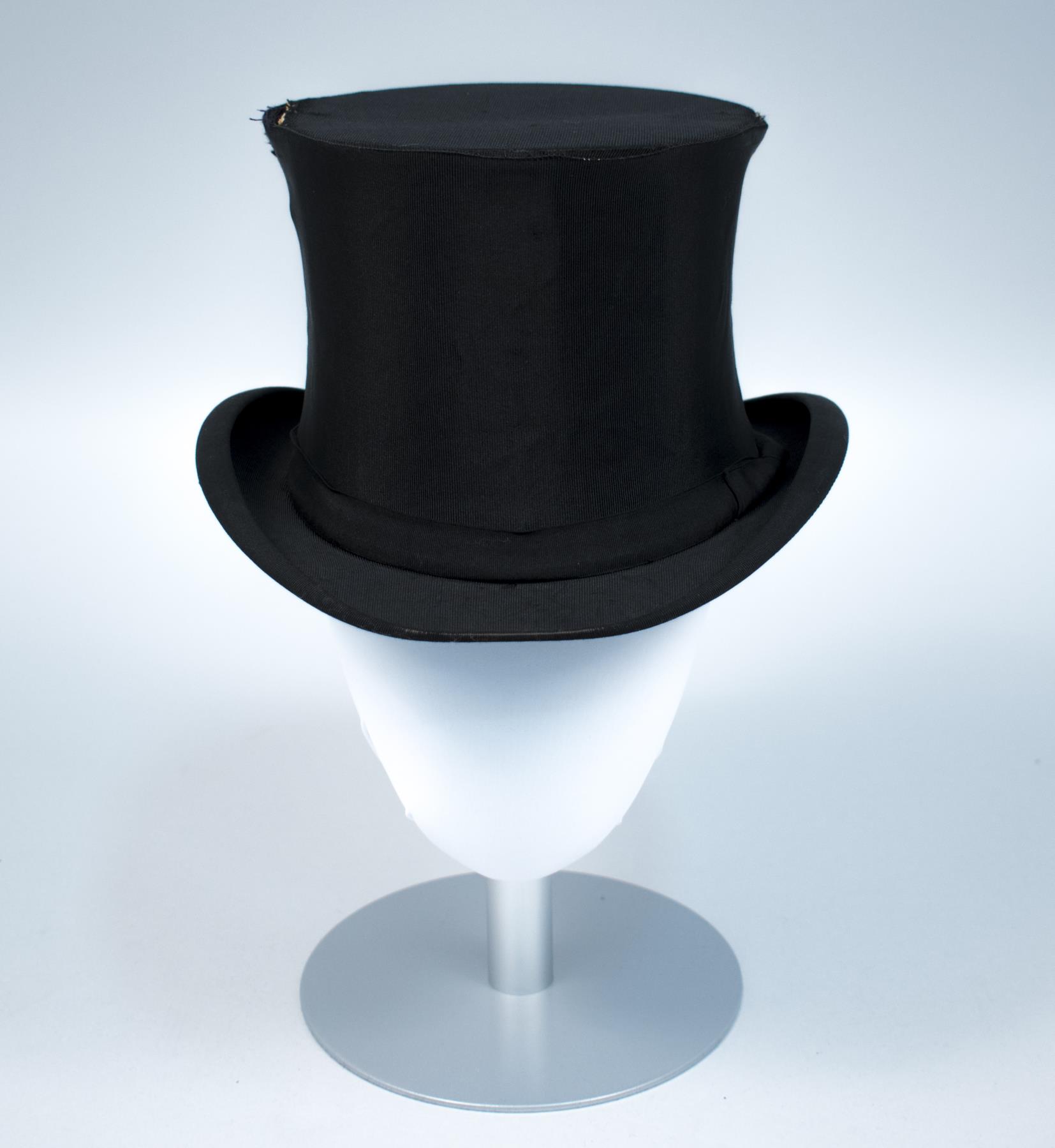 Image of Collapsible silk bengaline top hat, ca. 1880